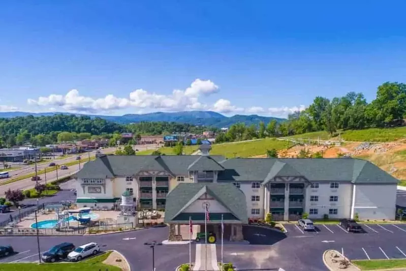 sevierville hotel