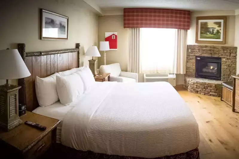 guest room at Sevierville TN hotel