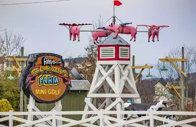 Ripley's Old MacDonald's Mini Golf