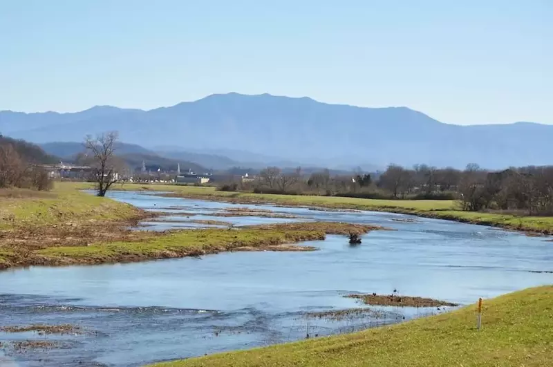 The mountains and the Little Pigeon River near Sevierville TN.